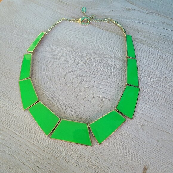 Amrita Singh MOMA Geometric Necklace in Neon Green - Picture 1 of 1